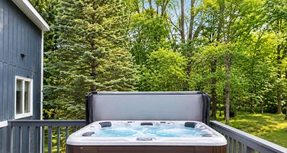 POCONO LAKES CABIN.POOLS.JACUZZI.KALAHARI.BEACHES.LAKES