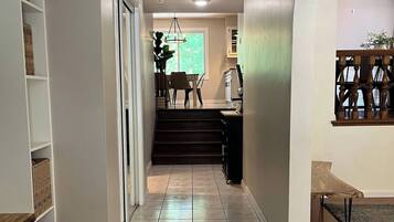 House, 3 Bedrooms, Patio | Interior