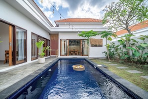 Vil·la de disseny, 2 dormitoris, piscina privada | Piscina