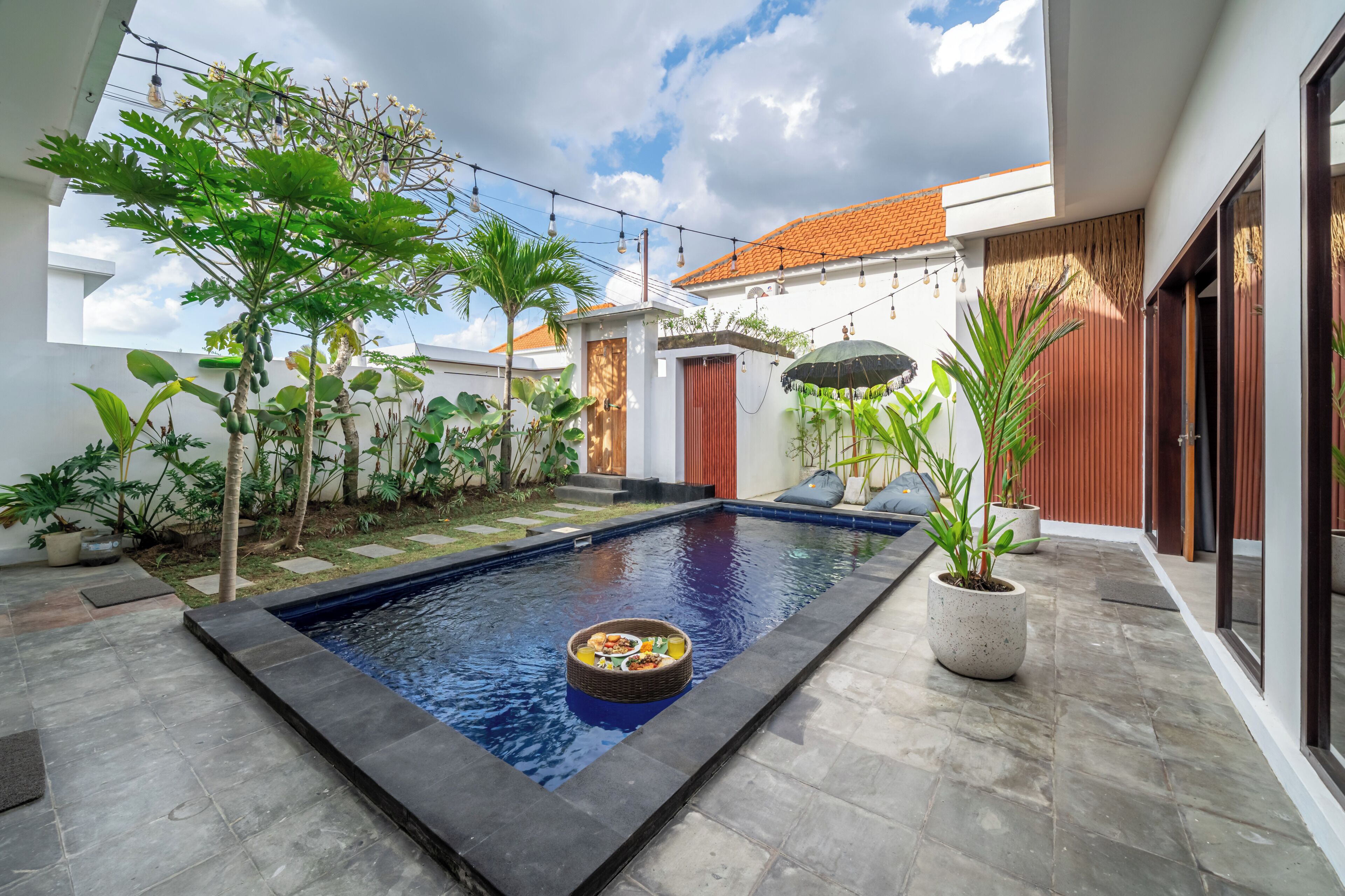 Villa de diseñador, 2 habitaciones, alberca privada | Alberca | Alberca al aire libre 