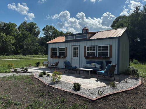 Delightful 1-bedroom cottage with AC in charming Ludlow