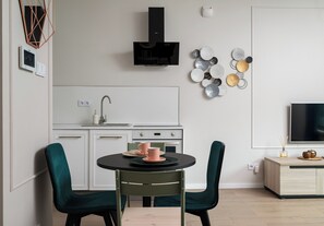 Dining - Grzybowska Designer Apartment (Wola)