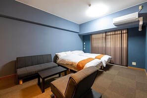 Room - (Fukuoka)
