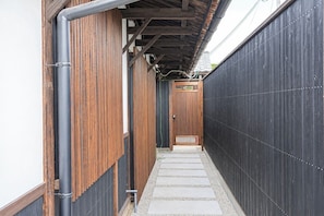 Villa, Non Smoking, Private Bathroom | Property grounds - Ceueu Ichinomoto St. (Tenri)