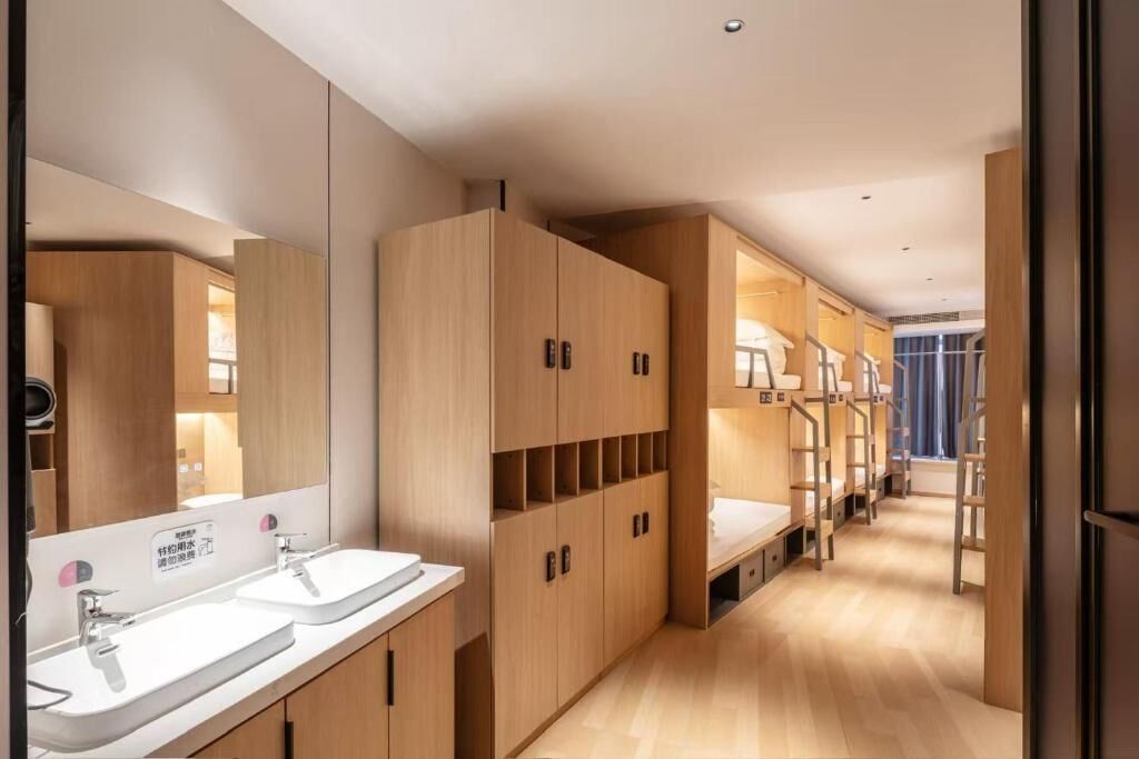 Dormitorio compartido, vistas a la ciudad | Wifi gratis