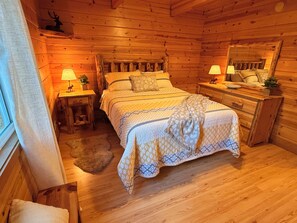 Cuna de viaje, wifi gratis y ropa de cama 
