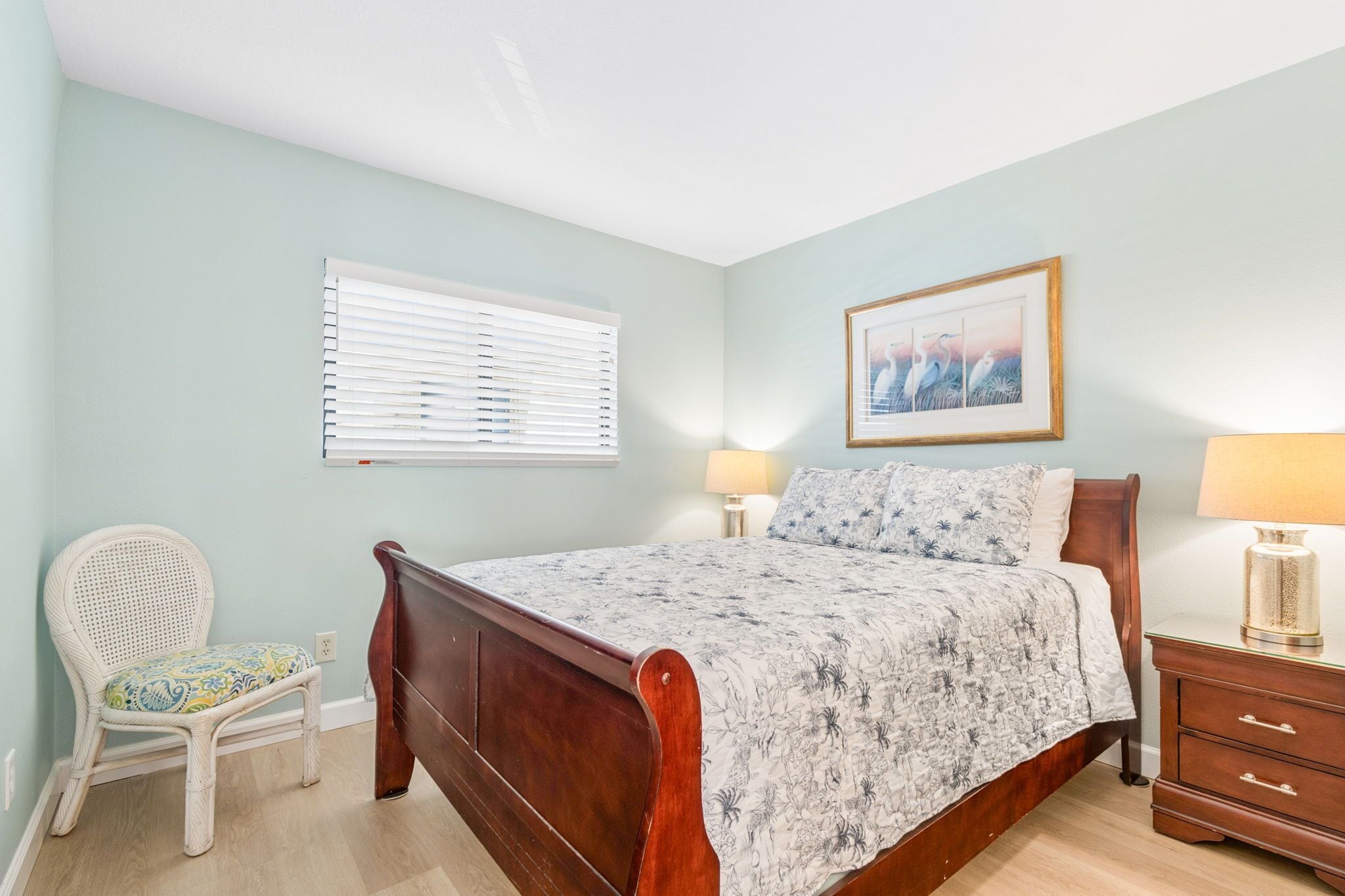 3 chambres, fer et planche à repasser, Wi-Fi gratuit, draps fournis