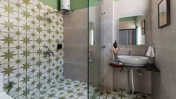 Luxury Villa, Mountain View | Bathroom