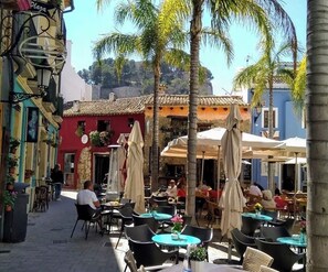 Outdoor dining - A peaceful retreat nestled in the Costa Blanca (Dénia)