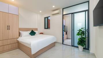 Premier Apartment, Balcony, City View
