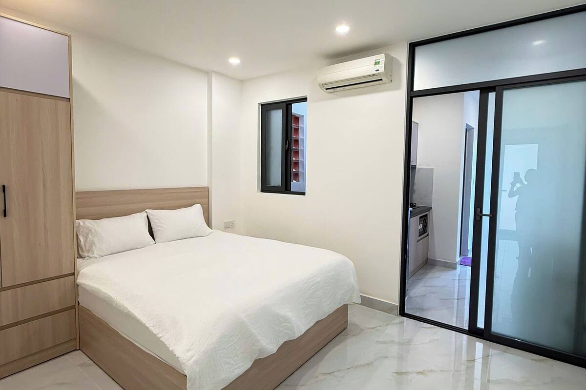 Studio, Balcony, City View | Premium bedding, pillowtop beds, minibar, desk