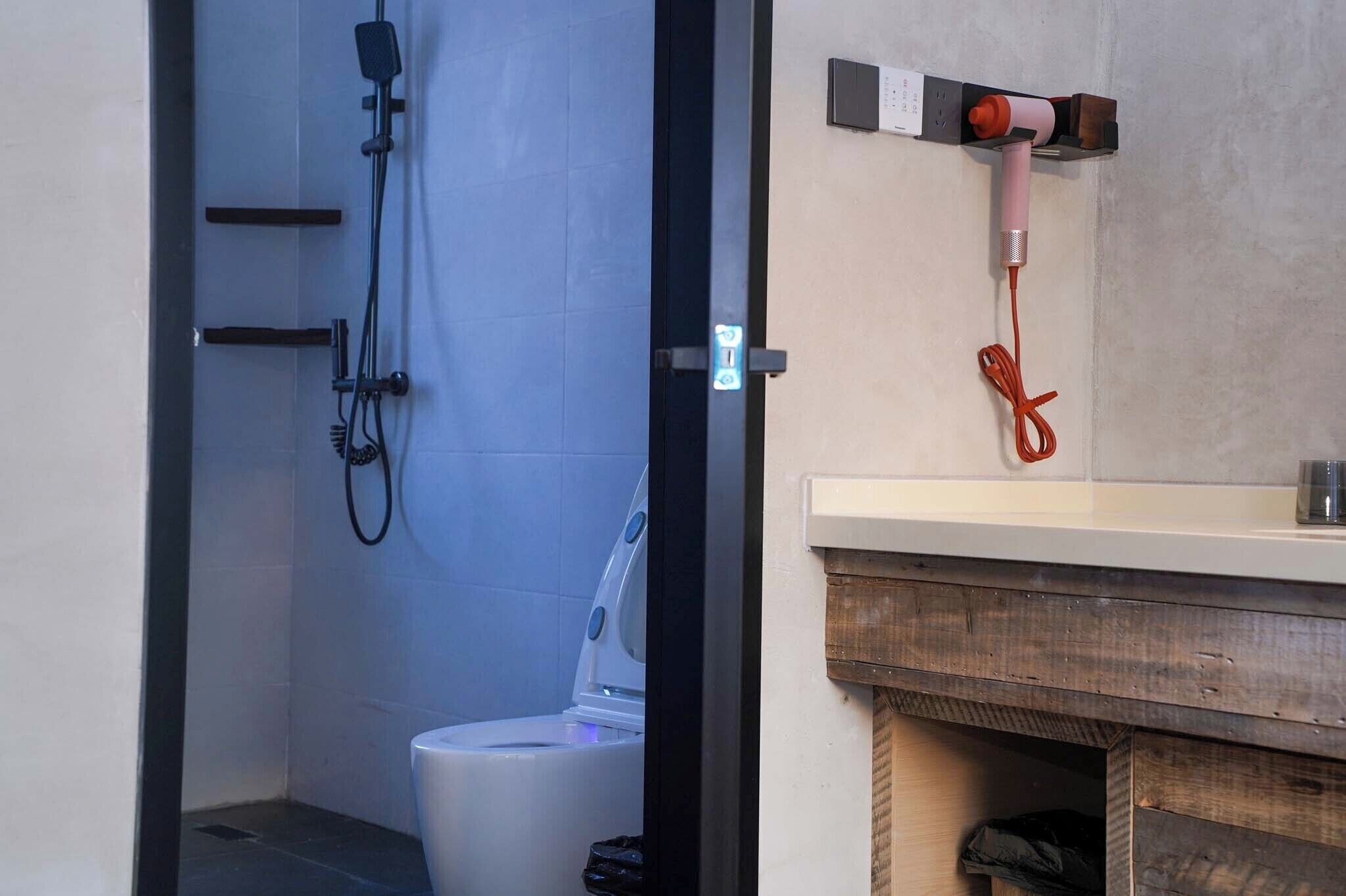 Family Twin Room, Hill View | Bathroom | Free toiletries, hair dryer, slippers, towels