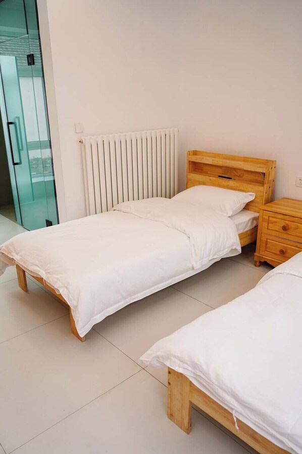 Standard Twin Room, Hill View
