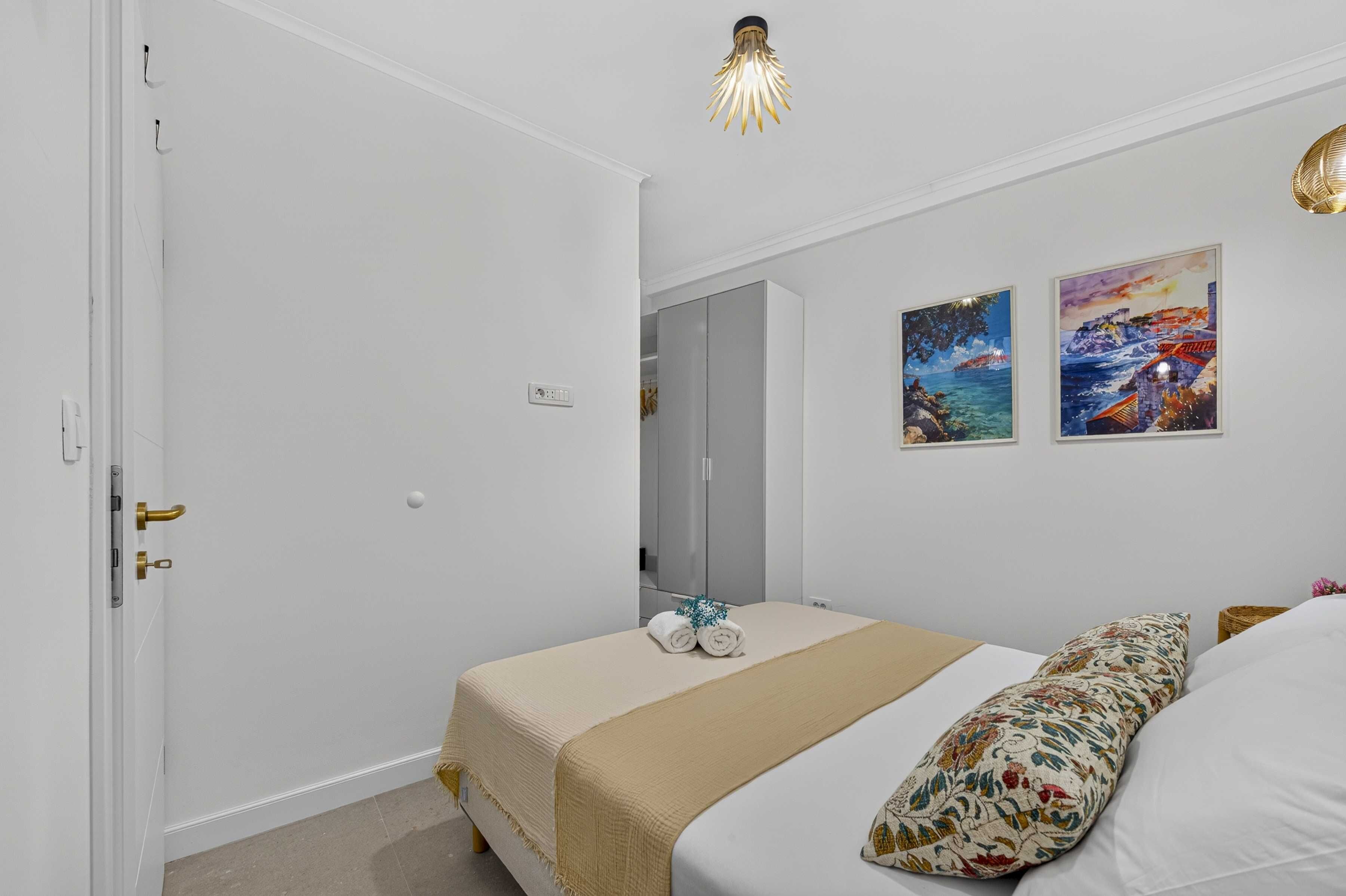 Leilighet (Two Bedroom Apartment with Terrace) | 2 soverom og barnesenger