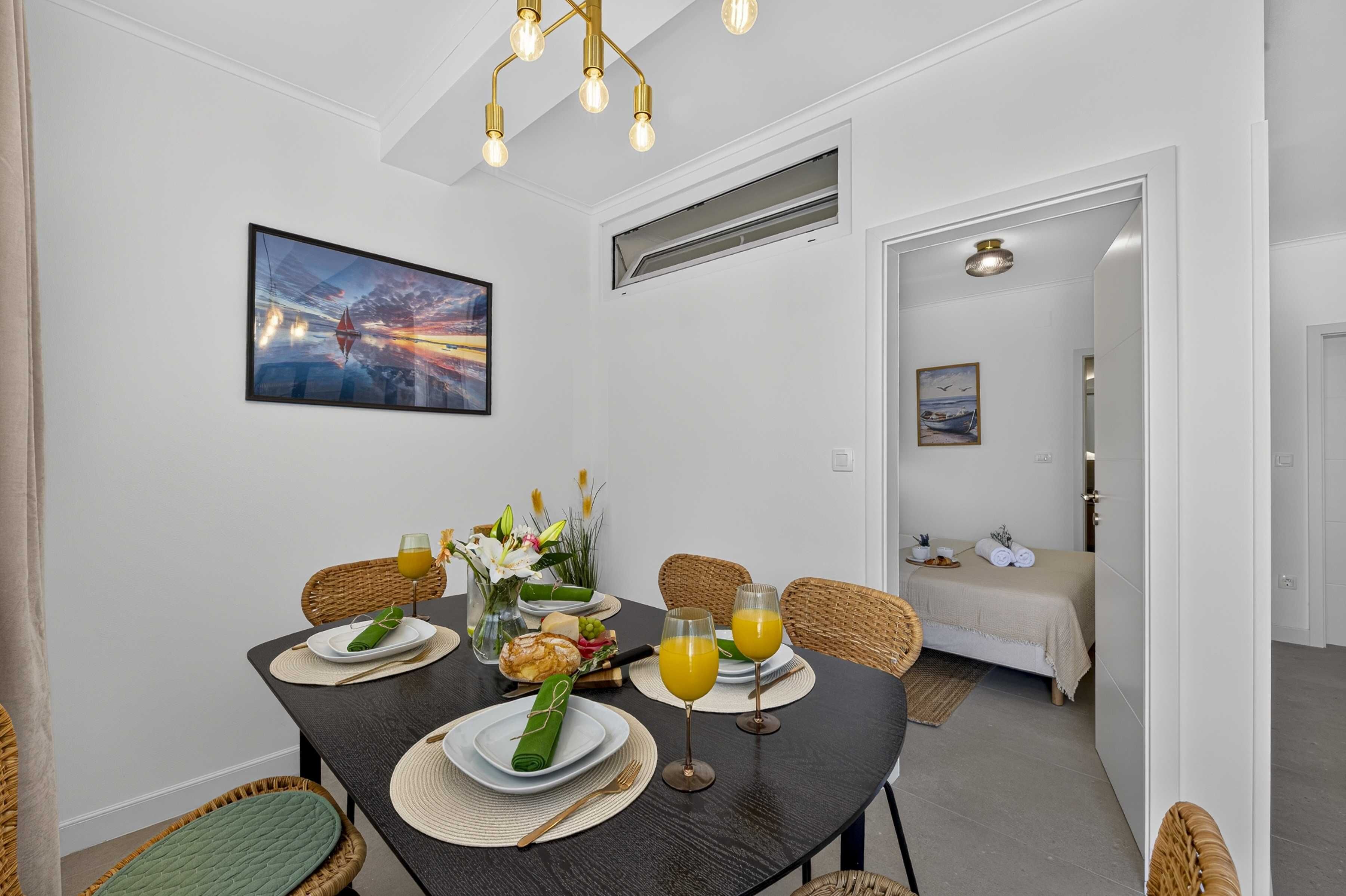 公寓 (Two Bedroom Apartment with Terrace) | 餐厅