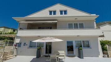 Lägenhet (Two Bedroom Apartment with Terrace) | Exteriör