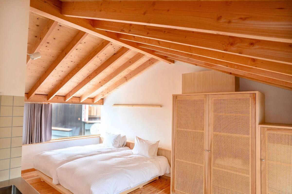 Twin Room, 2 Single Beds, Non Smoking | Free WiFi