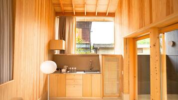 Twin Room, 2 Single Beds, Non Smoking | Bathroom