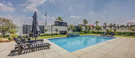 Apartment, 1 Bedroom, Patio | Pool