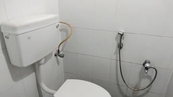 Shower, free toiletries, towels, soap