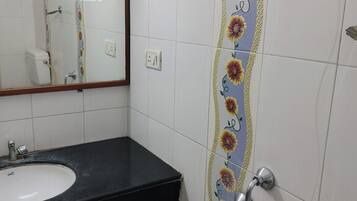 Shower, free toiletries, towels, soap
