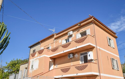 2 bedroom beautiful apartment in Ricadi