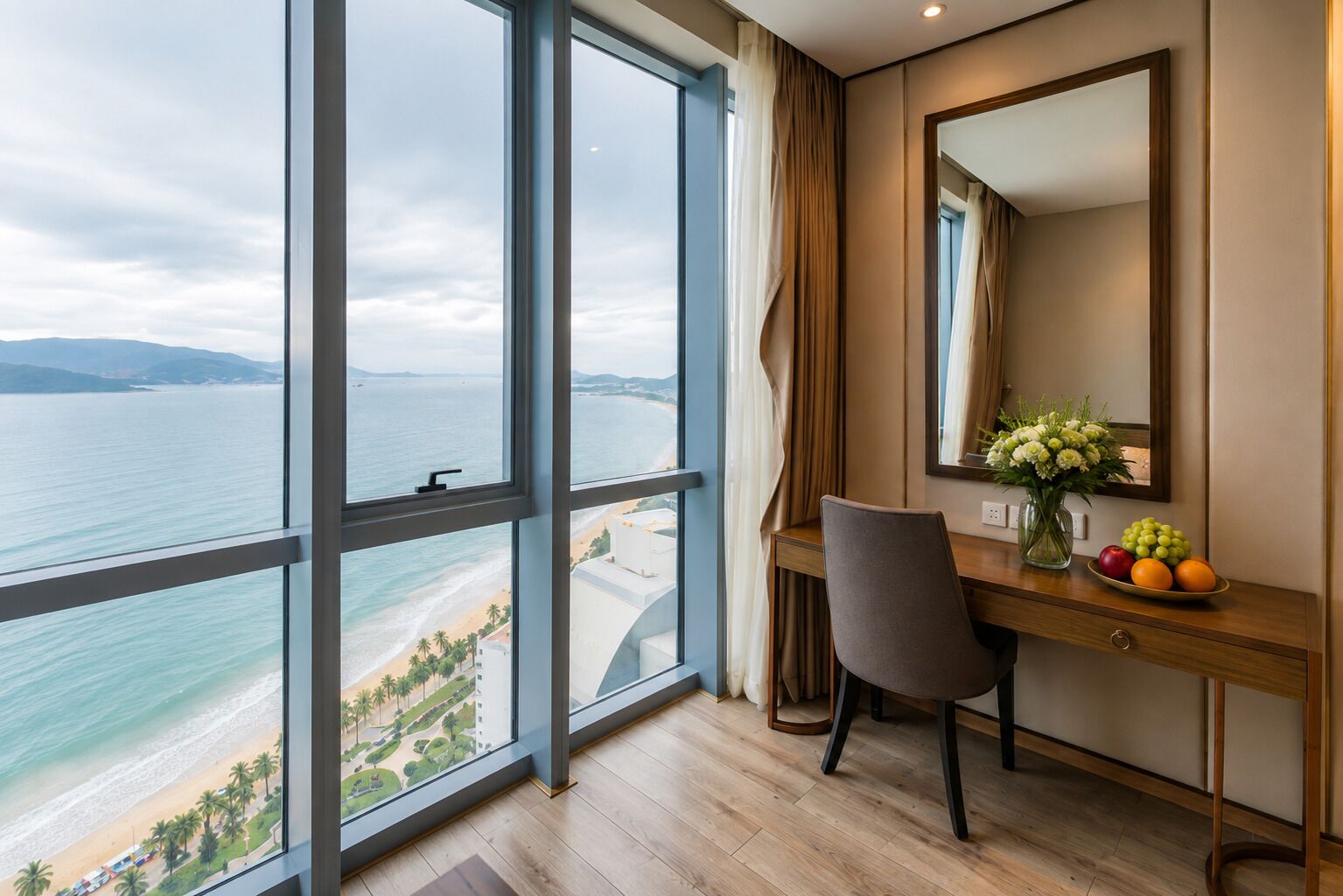 Habitación familiar, vista a la ciudad | Exterior