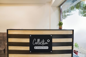 Lobby - Collection O K R Puram Manyata (Bengaluru)