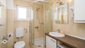 Unclassified image, 4 of 36, button - Villa Samba - Standard One-bedroom Apartment With Balcony and Sea View (Zupa dubrovacka)