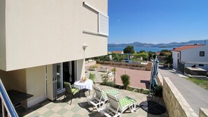 Apartment | Speisen im Freien