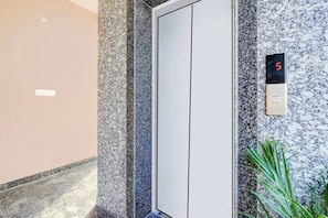 Interior - Collection O Brookefield Central (Bengaluru)