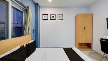 Desk, free WiFi, bed sheets