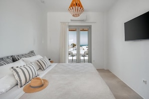 Deluxe Double Room, Balcony, Sea View | In-room safe, iron/ironing board, WiFi (free) - Ostria View Resort (Mykonos)