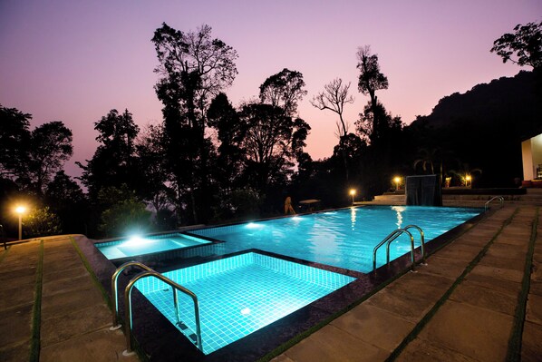 Pool - (Bettathur)