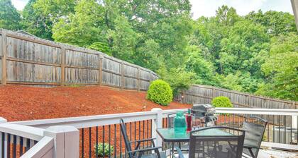 Walk to Waynesville Hot Spots! 'Woodland Cottage'