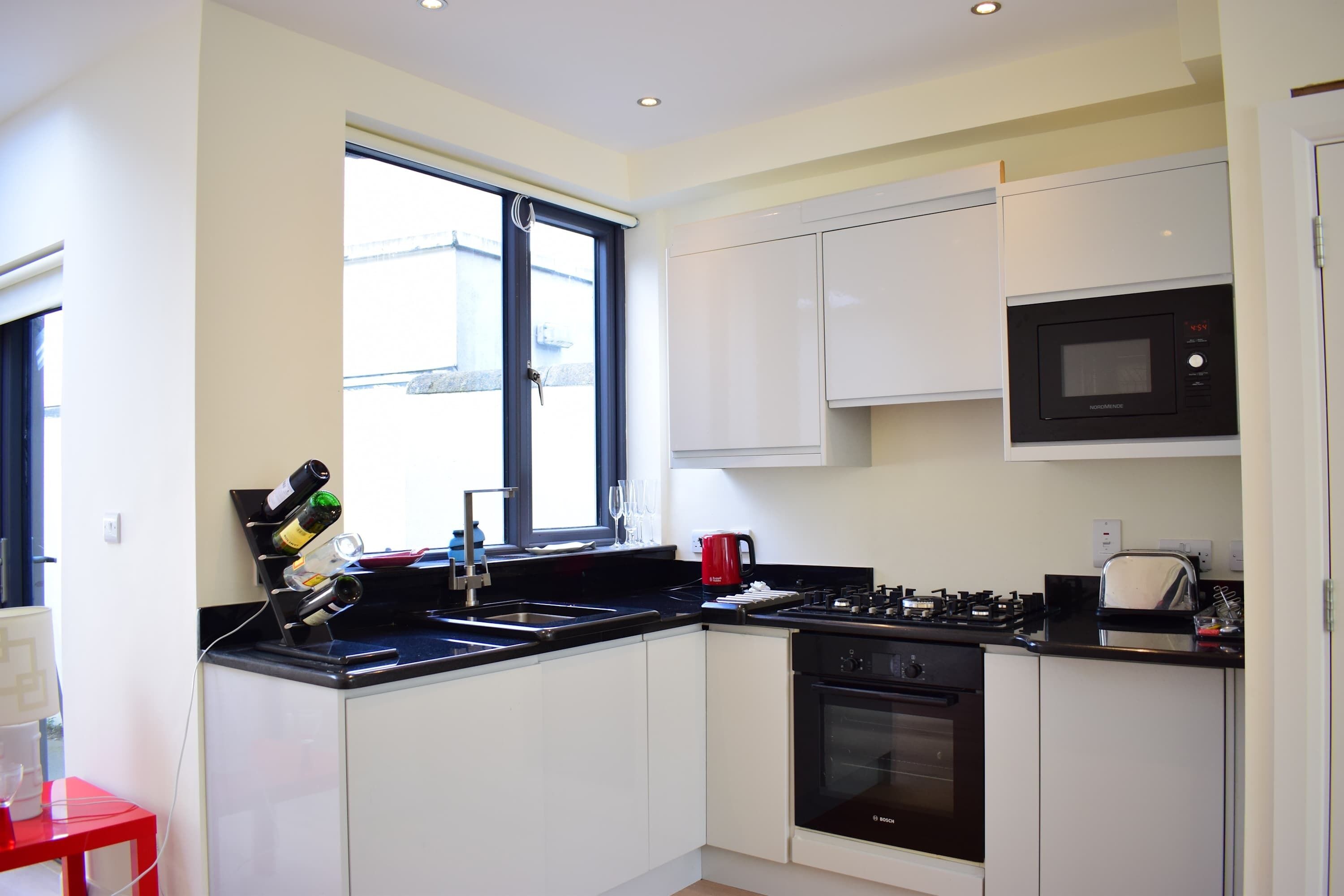 Fridge, microwave, oven, dishwasher