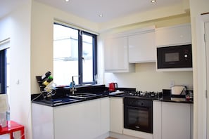 Unclassified image, 3 of 14, button - Bright home close to Dublin city centre- sleeps 4! (Dublin)