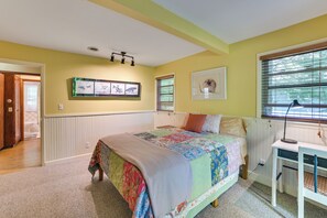 Room - Boating, Bonfires & Lake Views! Michigan Getaway (Ellsworth)