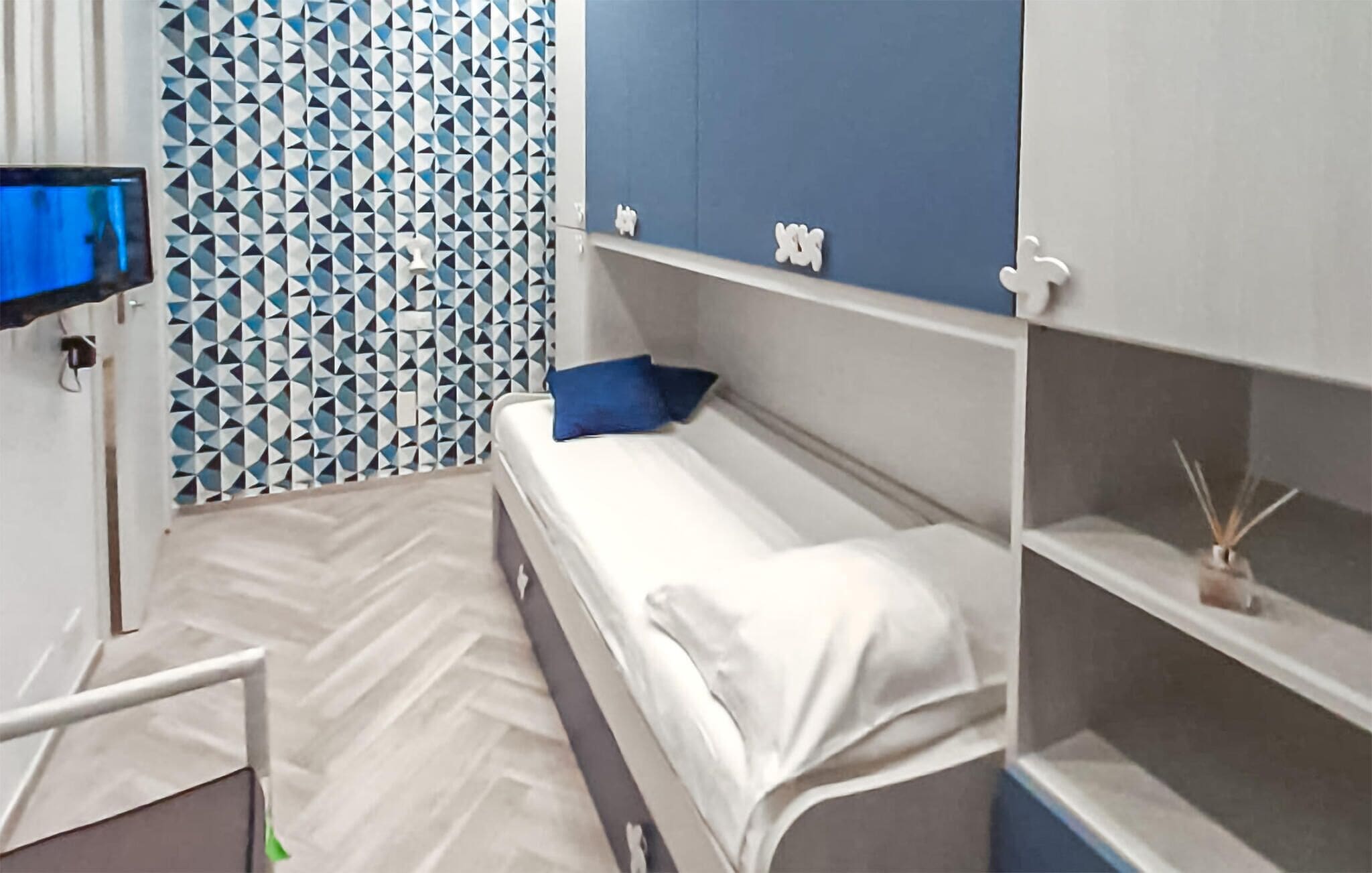 3 bedrooms, WiFi (free)