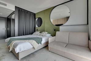 Departamento clásico, balcón, vista al parque | Tabla de planchar con plancha y wifi gratis 