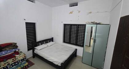 Single House Home Stay At Wild Kakkadampoyil