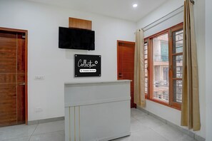 Lobby - Super Collection O by OYO Nayagaon Vikas (Chandigarh)