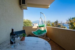 Outdoor dining - Apartments Savić near the Sea 6 (Herceg Novi)