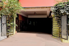 Khuôn viên nơi lưu trú