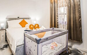 2 bedrooms, iron/ironing board, travel cot, free WiFi - Beautiful home in Lepoglava with WiFi (Lepoglava)