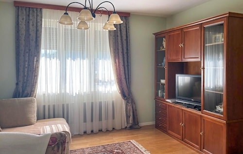 4 bedroom lovely home in Dalj