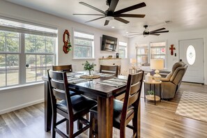 Dining - Texas Hill Country Home: Quiet Yard + Patio (Richland Springs)