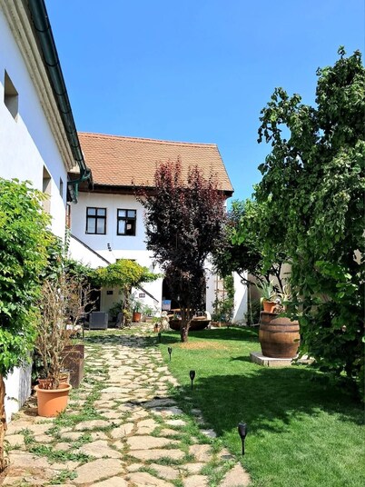 Apartments at DrugoHof in Röschitz, Farm Stay
