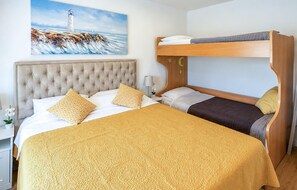 Room - Lovely apartment in Drage with WiFi (Drage)