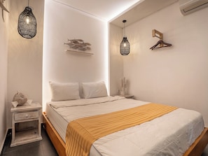 Family Villa | Minibar, desk, bed sheets - The Mimpi Villa (Badung)